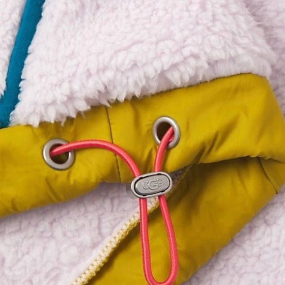 UGG NWT Iggy Sherpa Half-Zip Pullover Pink Salt - Picture 9 of 9